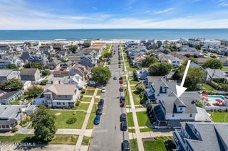 207 9th Avenue 1, Belmar, NJ 07719