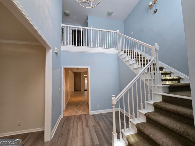 87 Columns Way, Newnan, GA 30265