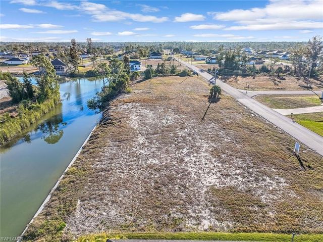 2027 NE 34th TER, Cape Coral, FL 33909