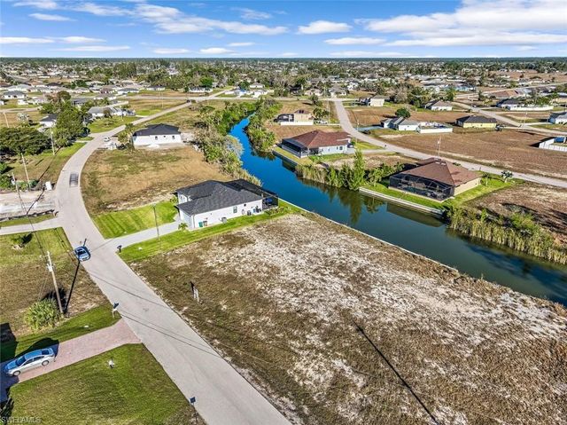 2027 NE 34th TER, Cape Coral, FL 33909