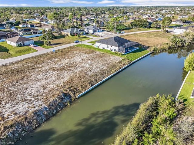 2027 NE 34th TER, Cape Coral, FL 33909