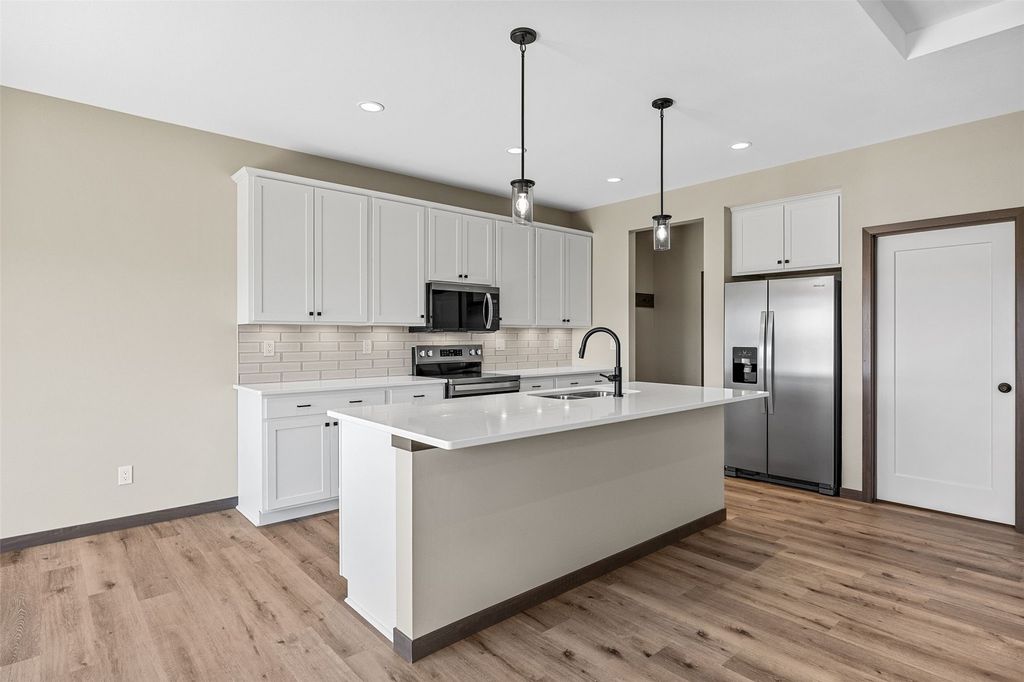 1163 Grant Way, North Liberty, IA 52317