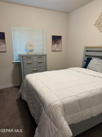 11388 Santa Barbara, Socorro, TX 79927