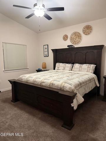 11388 Santa Barbara, Socorro, TX 79927