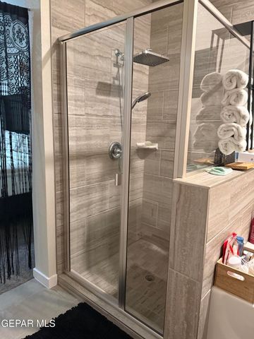 11388 Santa Barbara, Socorro, TX 79927