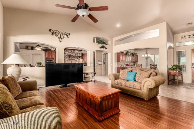 856 W SAINT ANDREWS Drive W, Casa Grande, AZ 85122