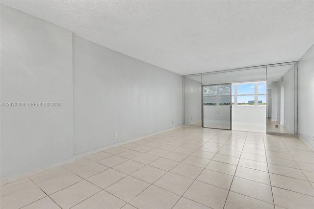 4330 Hillcrest Dr 506, Hollywood, FL 33021