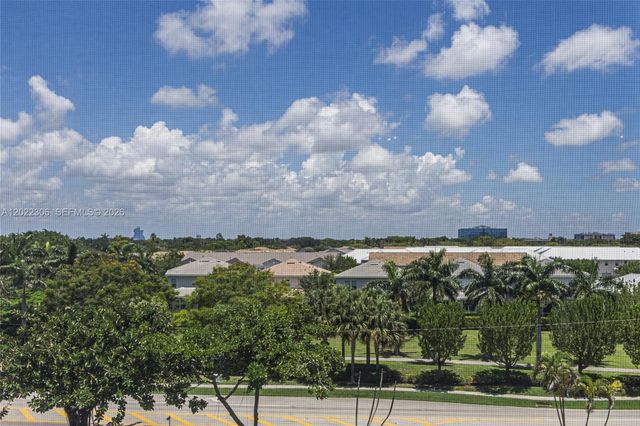 4330 Hillcrest Dr 506, Hollywood, FL 33021