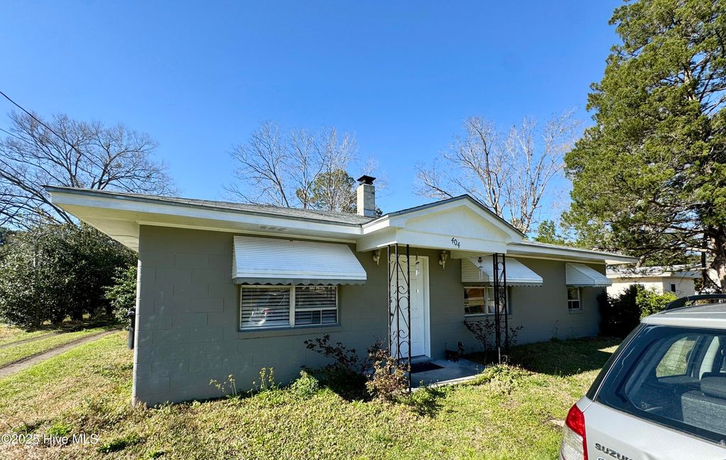 404 Pine Street, New Bern, NC 28560