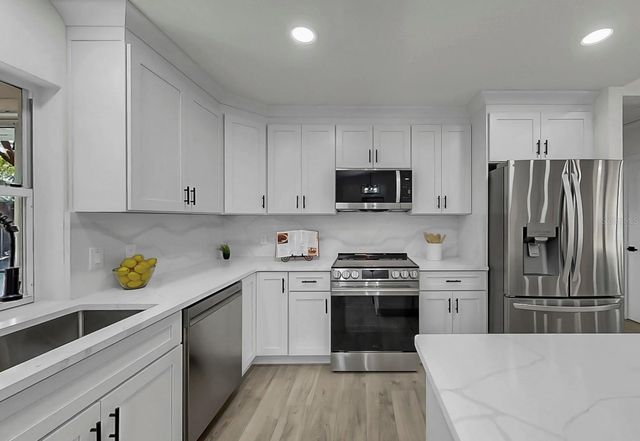 2954 JENNIFER DRIVE, Lakeland, FL 33810