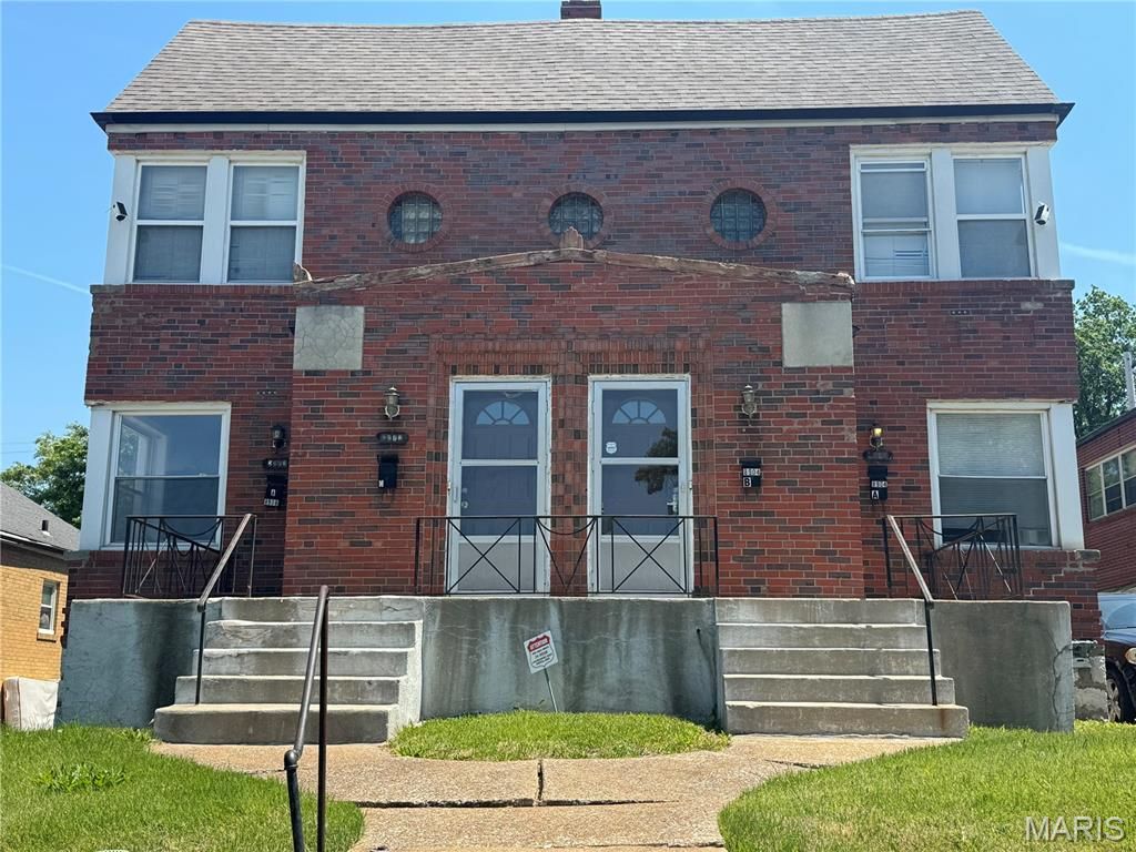 8904 Riverview Boulevard, St Louis, MO 63147