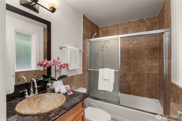 11004 100th Avenue NE, Kirkland, WA 98033