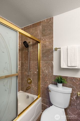 11004 100th Avenue NE, Kirkland, WA 98033