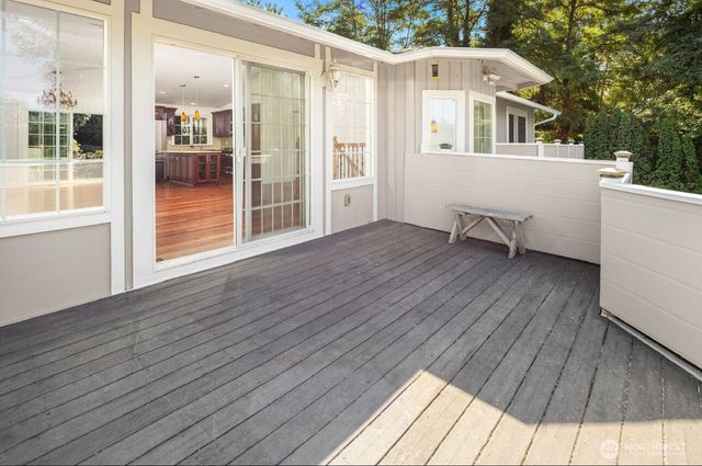 11004 100th Avenue NE, Kirkland, WA 98033