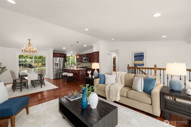 11004 100th Avenue NE, Kirkland, WA 98033