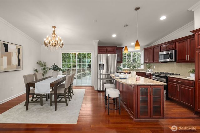 11004 100th Avenue NE, Kirkland, WA 98033