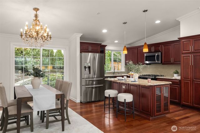 11004 100th Avenue NE, Kirkland, WA 98033