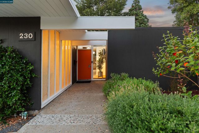 230 Santa Fe Dr, Walnut Creek, CA 94598