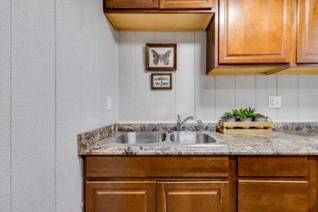 1304 N Fairview, Wichita, KS 67203