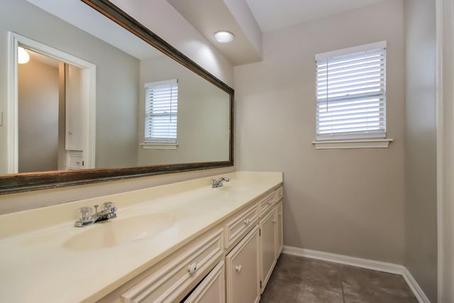 461 Stephen F Austin Drive, Conroe, TX 77302