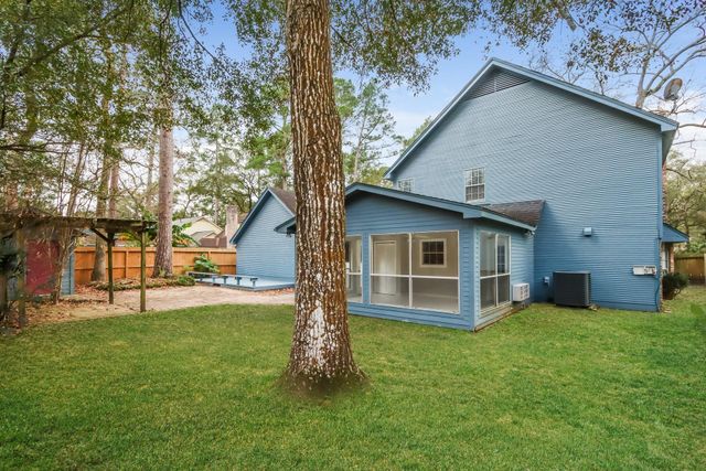 461 Stephen F Austin Drive, Conroe, TX 77302