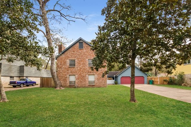 461 Stephen F Austin Drive, Conroe, TX 77302