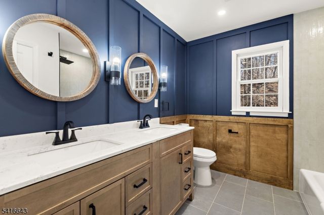 10 Robert Ct, Verona Twp., NJ 07044