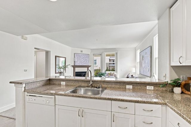 20488 Stevens Creek Boulevard 2211, Cupertino, CA 95014