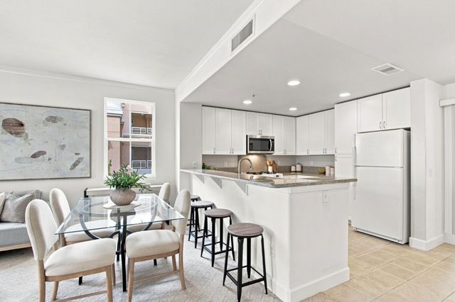 20488 Stevens Creek Boulevard 2211, Cupertino, CA 95014