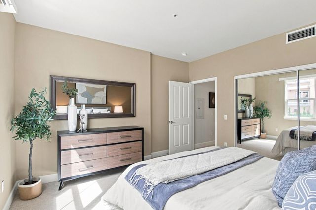 20488 Stevens Creek Boulevard 2211, Cupertino, CA 95014