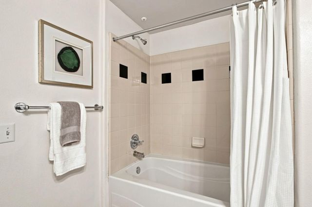 20488 Stevens Creek Boulevard 2211, Cupertino, CA 95014