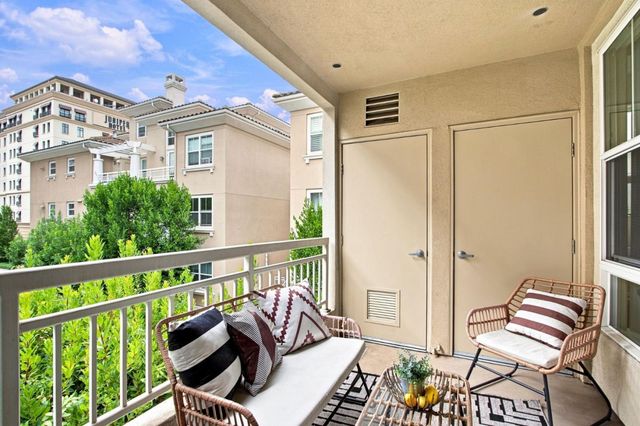 20488 Stevens Creek Boulevard 2211, Cupertino, CA 95014