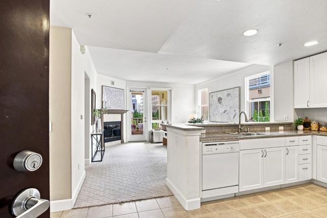 20488 Stevens Creek Boulevard 2211, Cupertino, CA 95014