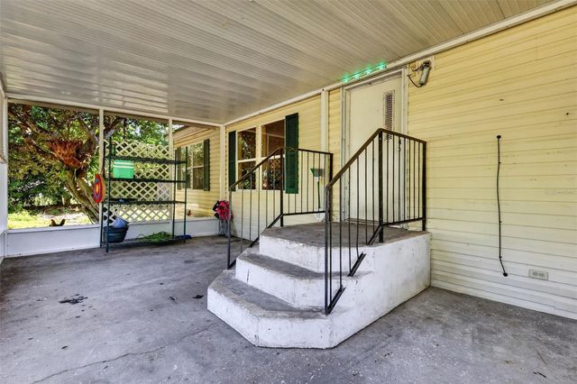 24301 JEFFERSON ST, Astatula, FL 34705