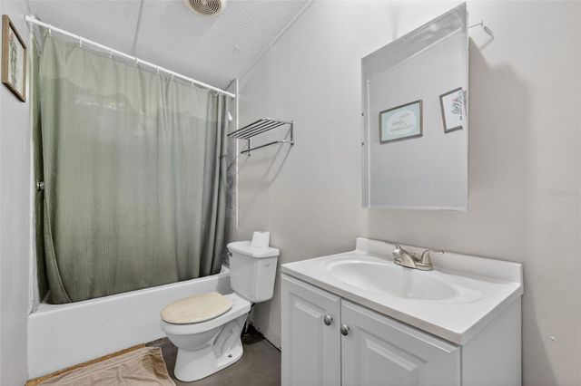 24301 JEFFERSON ST, Astatula, FL 34705