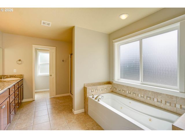 14414 Nw 25TH Ct, Vancouver, WA 98665