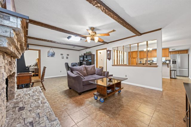 2181 Stringtown Road, Shepherd, TX 77371