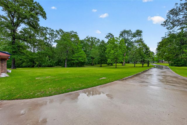 2181 Stringtown Road, Shepherd, TX 77371