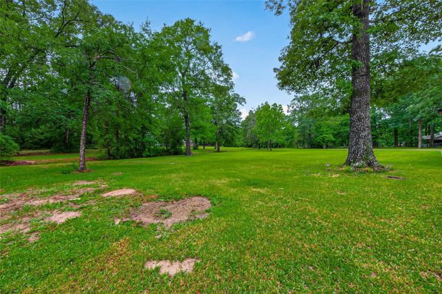 2181 Stringtown Road, Shepherd, TX 77371
