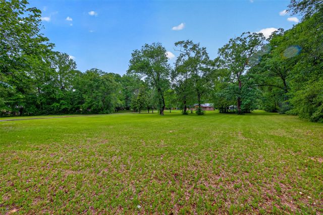 2181 Stringtown Road, Shepherd, TX 77371