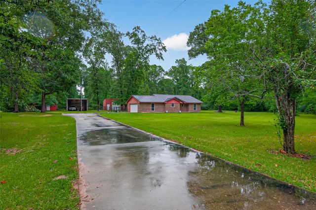 2181 Stringtown Road, Shepherd, TX 77371