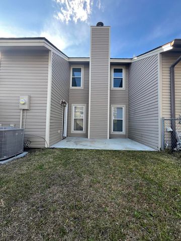 14 Hunters Court, Goose Creek, SC 29445