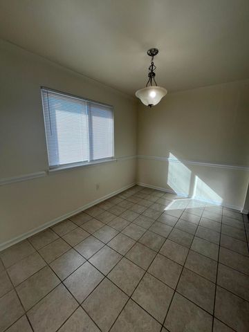 14 Hunters Court, Goose Creek, SC 29445