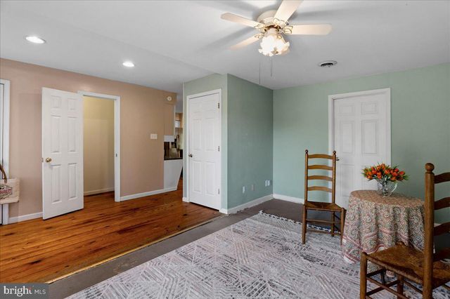 7525 STONEWALL JACKSON HWY, Front Royal, VA 22630