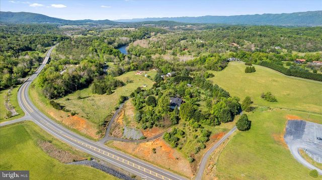 7525 STONEWALL JACKSON HWY, Front Royal, VA 22630