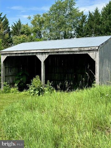 7525 STONEWALL JACKSON HWY, Front Royal, VA 22630