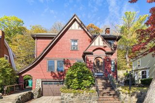 11 Linwood Rd, Lynn, MA 01905