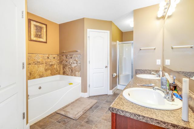 2546 Stormy Circle, Navarre, FL 32566