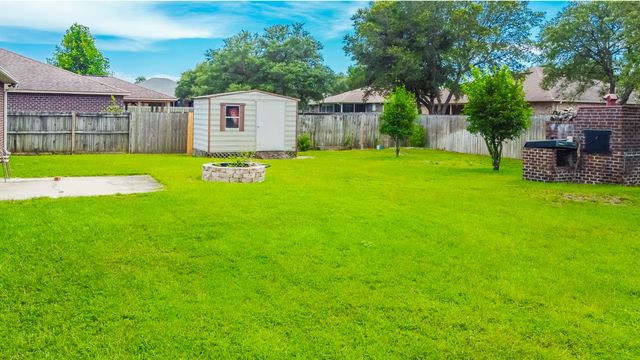 2546 Stormy Circle, Navarre, FL 32566