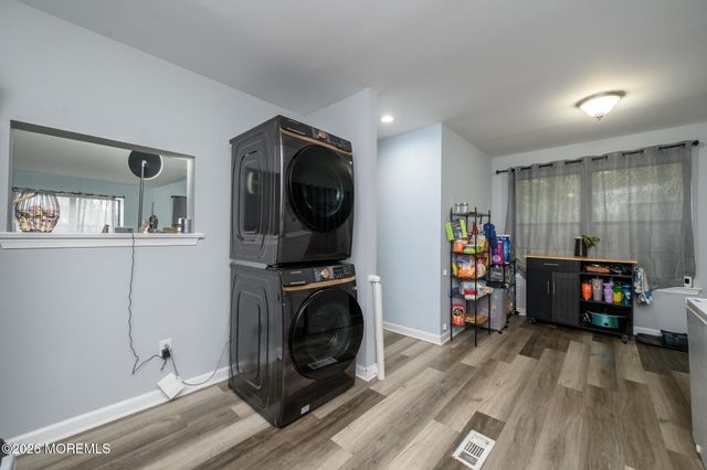 1108 Arlington Drive, Toms River, NJ 08755